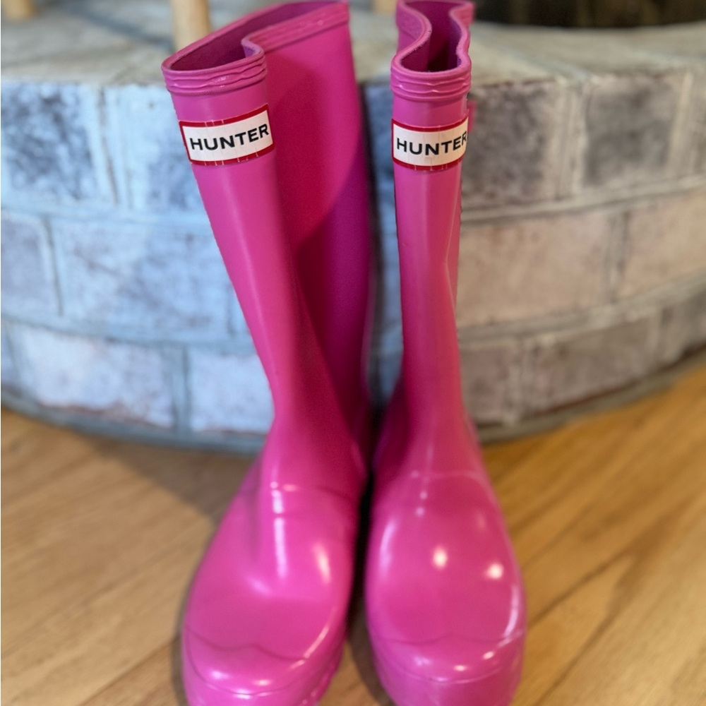 Hunter Vibrant Pink Waterproof Boots